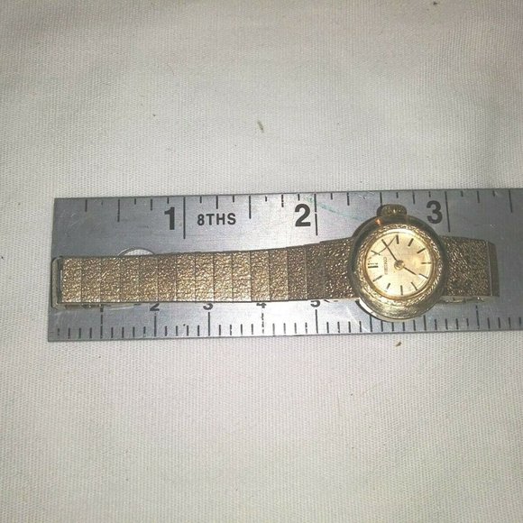 SEIKO LADIES SMALL ROUND FACE WRISTWATCH CA 00598 main image 11